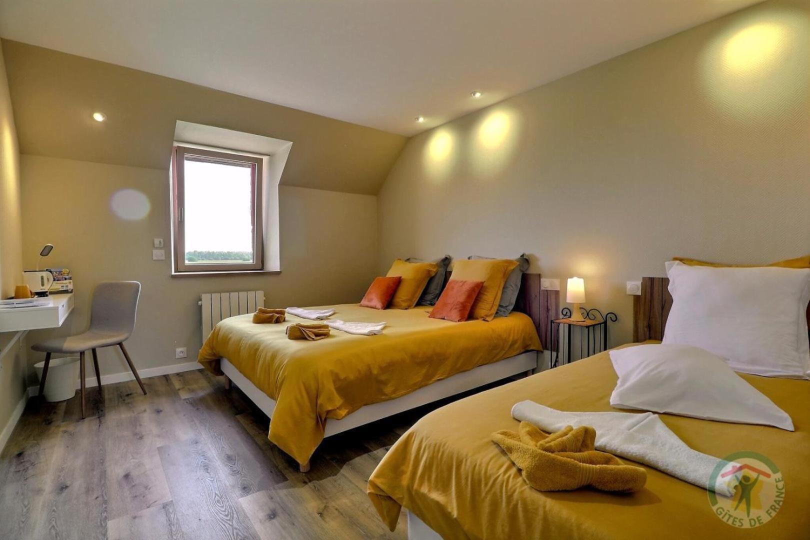 La Ferme De La Begossiere Bed & Breakfast Roz-sur-Couesnon Dış mekan fotoğraf